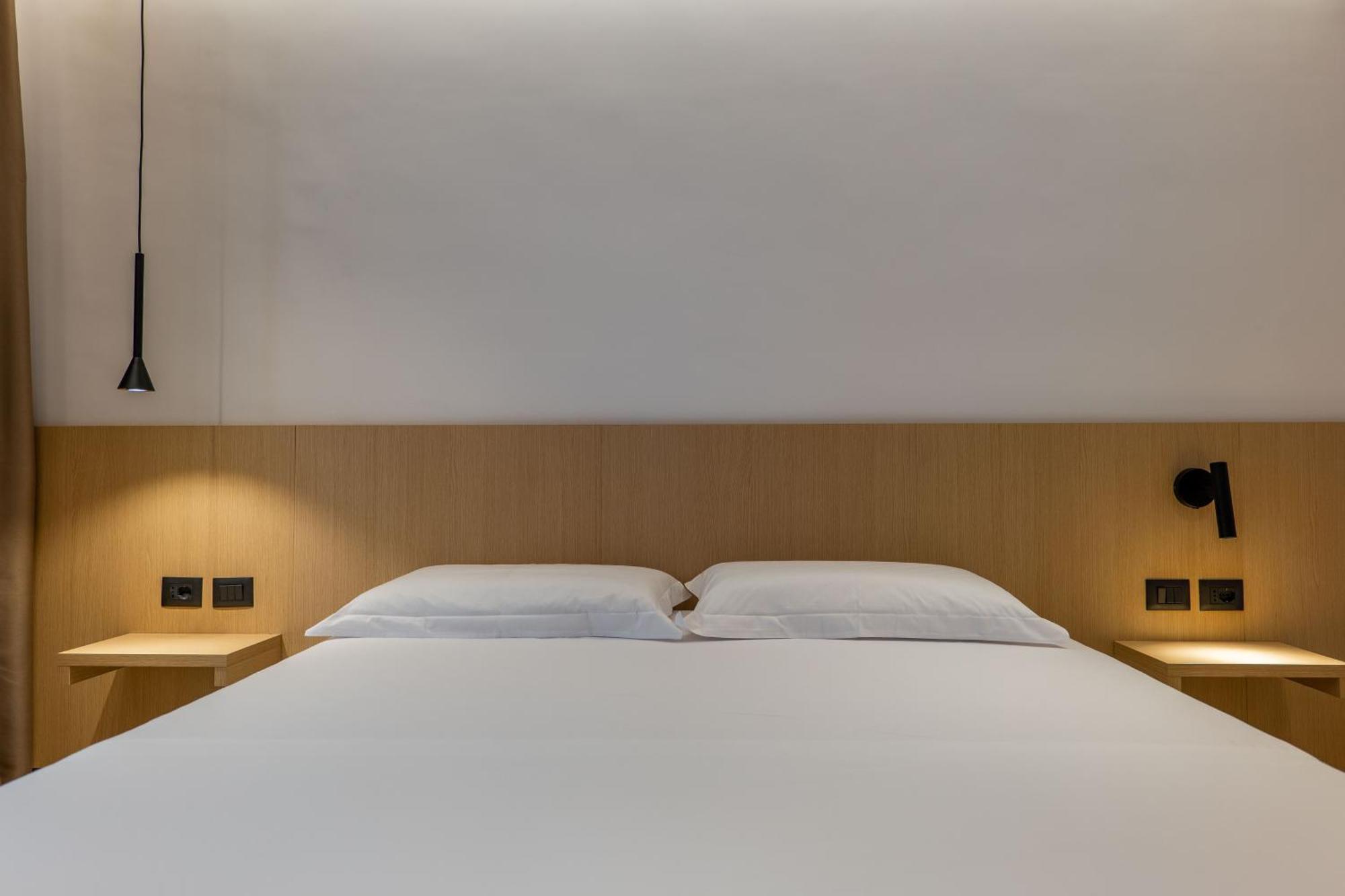 Austin Boutique Hotel Sarande Exterior photo