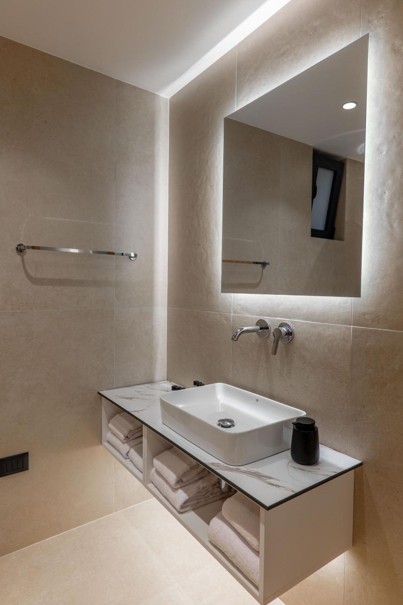 Austin Boutique Hotel Sarande Exterior photo